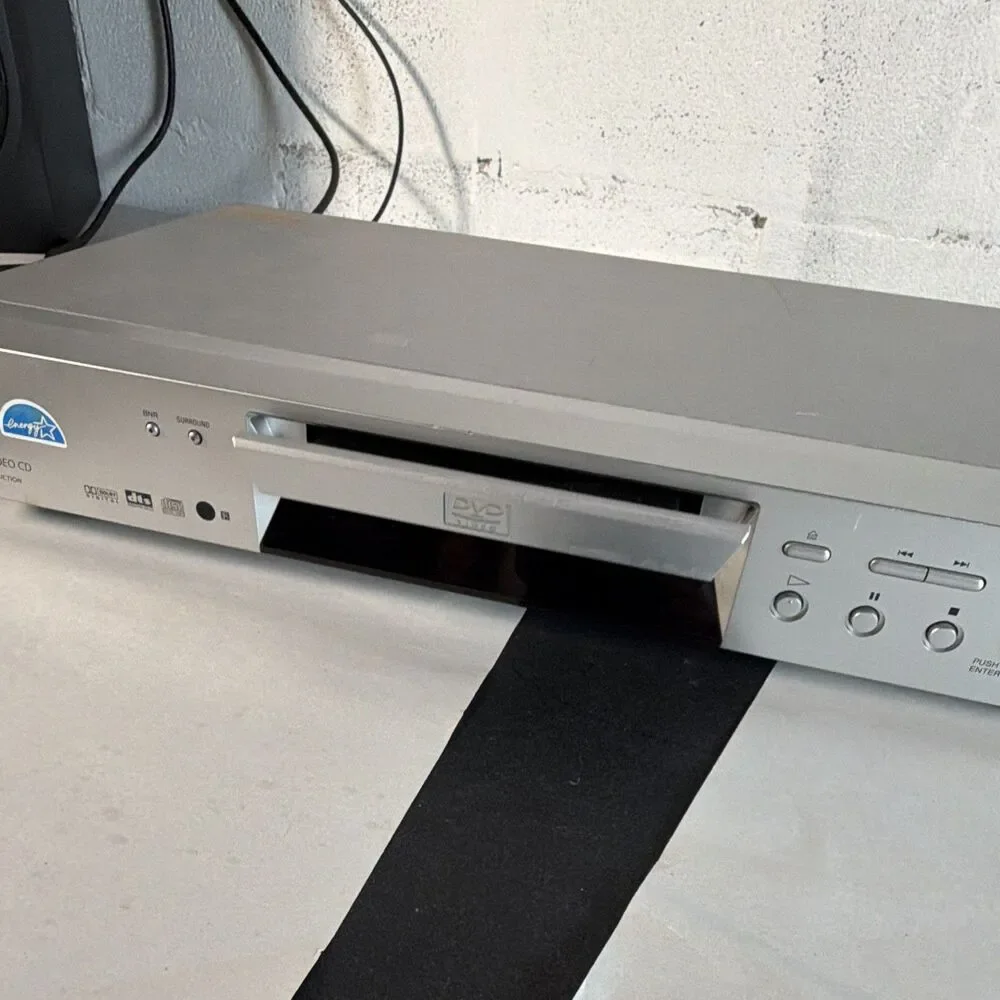 Sony DVP-NS300 DVD Player w/ Dolby Digital, DTS, CD/DVD/Video CD, Silver